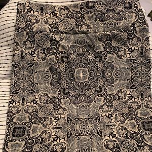 LuLaRoe Cassie skirt